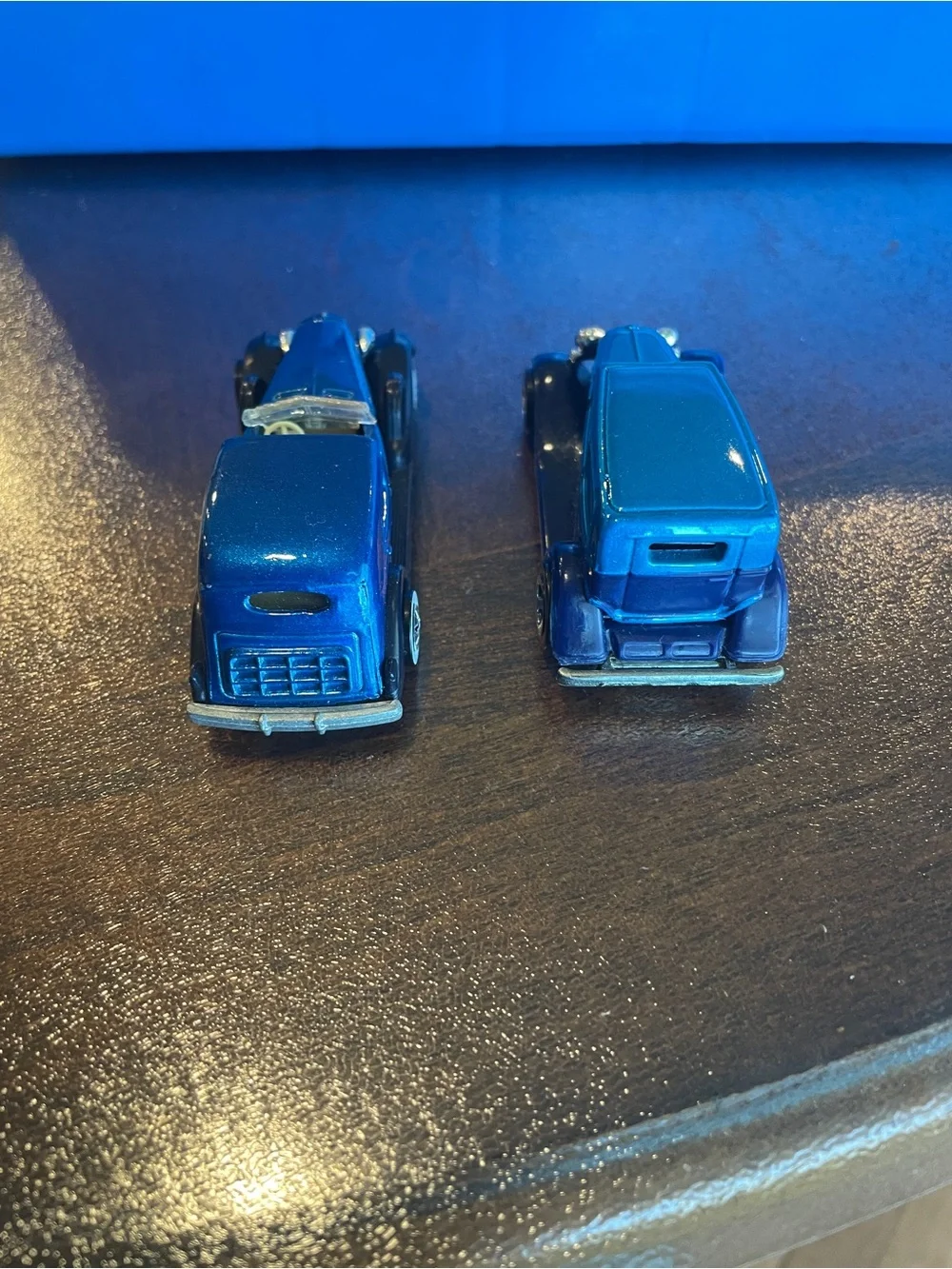2 vintage antique style, hot wheels